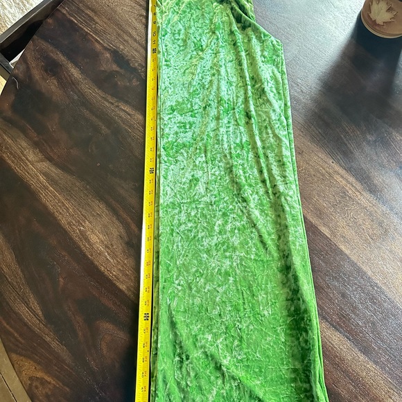Stunning velvet juicy couture, black label, green slacks. - Picture 8 of 10